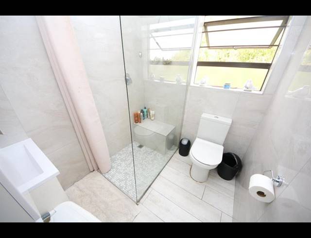 2 BEDROOM TOWNHOUSE FOR SALE IN PAULSHOF